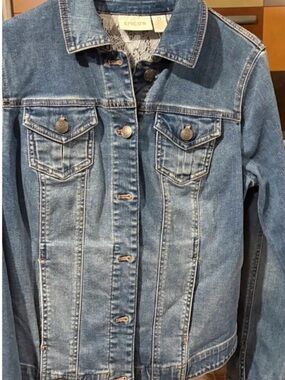 Chico's Light Blue Classic Denim Jacket with cute applied patchwork. Size 0 (SM)